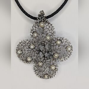 Vintage silver, genuine pearls, and stingray leather necklace